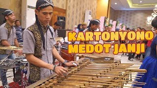 KARTONYONO MEDOT JANJI  Cover Angklung Carehal Jogja ft Yona Santika Angklung Performance [upl. by Letreece]