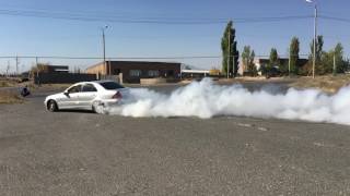 W203 MercedesBenz C320 burnout [upl. by Yhtorod250]