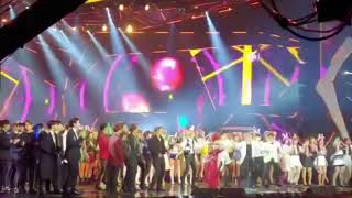 BTSEXOTWICEWannaOne Ending Funny Dance  2018 KBS Gayo Daechukje 181229 [upl. by Pacien]