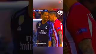 Sergio Ramos y su gesto a Cristiano Ronaldo futbol cristianoronaldo cr7 shorts [upl. by Adnoma]