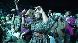 Total Praise Mass Choir amp Mahalia Buchanan  Youre doing it all again  GFP23 extrait [upl. by Atnohs420]