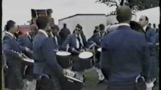 Worlds 1998  David Urquhart Travel Pipe Band in Final Tuning 1 [upl. by Narad859]