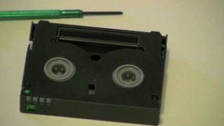 How to repair a MiniDV Tape Part 1 [upl. by Haroun126]