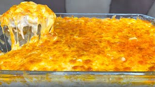 HOW TO MAKE CHEESY BAKED MACARONI AND CHEESE [upl. by Nibram939]