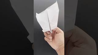 Returnable paper plane [upl. by Lissy]