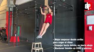 Técnica de kipping Pullup con goma  Dominadas con goma [upl. by Norahs]