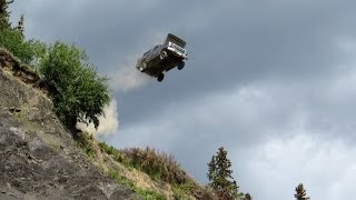 Geo Tracker and Ford Bronco jumps off a 300 cliff [upl. by Middleton]