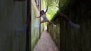 I TRIED CLIMBING UP WALLS [upl. by Loux]