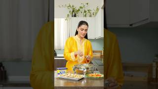 اج دانش کے لیے چکن کڑاہی بنائی ہے  Ayeza Khan preps Dinner For Danish Taimoor danishtaimoor [upl. by Jacklin]