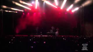 Lorde  quotYellow Flicker Beatquot live at Austin City Limits [upl. by Ramedlav]