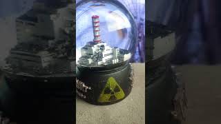 Chernobyl snowglobe with Cherenkov effect  Снежный шар с ЧАЭС с эффектом Черенкова [upl. by Hpesoy211]