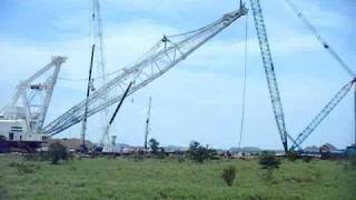 Crane Accident  Australia NSFW  contains bad language [upl. by Radbun]