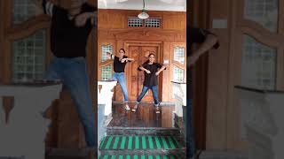 3  Idhazhin oram  Dhanush  Dance Cover  la danse shorts [upl. by Allemat494]