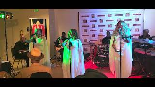 The Supreme Divas sings quotStop In The Name of Lovequot at Dee Blacks Birthday Celebration [upl. by Edna850]