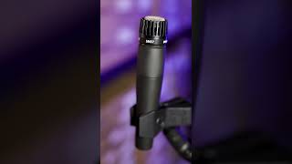 Microfone SHURE SM57 shorts [upl. by Norvol]