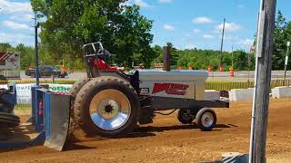 Otter Creek Redneck  Minneapolis Moline 705  Tractor Pulling  Hookin up in Turtle Lake Wisconsin [upl. by Namielus]