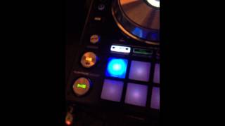 Pioneer DDJSX2 Serato Changing Cue Point Colour [upl. by Adriena]