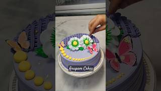 FLOWER 🌸 BASKET CAKE DESIGN 😋😋 trending cakeshorts reels youtubeshorts flowers cake [upl. by Mahau]