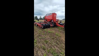 Zwischenfrucht in Direktsaat udrill kverneland notill [upl. by Ydnat]