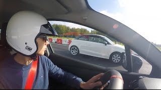 Clio 4 RS1 16 200 vs A1 14 TFSI 185  Départ Lancé [upl. by Tuchman]