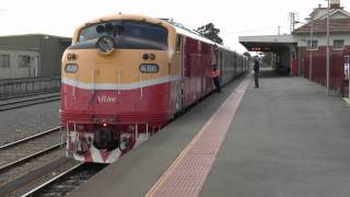 Australian Trains Vline A Class Locomotive A66 North East Victoria Line Eisenbahn  Zug [upl. by Antoine]