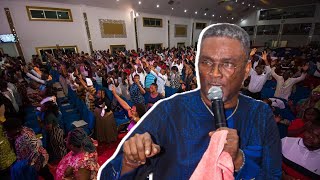 Aww😭😢Apostle Abraham Lamptey Melted The Heart of his congregation with this Deep Worship [upl. by Colson144]