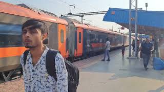 👉20708 Visakhapatnam to Secunderabad Brand New Orange Colour Vande Bharat Express Arrival Samalkot👌 [upl. by Yesteb868]