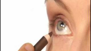 How to Apply Eyeliner  Clinique Eyeliner Pencil [upl. by Krahling]