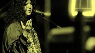 Abida parveen quotamazing kalamquot [upl. by Arob]