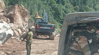 Danger mountain roads north of India  Горные дороги на севере Индия окрестности Пунч Раджори [upl. by Aimaj]