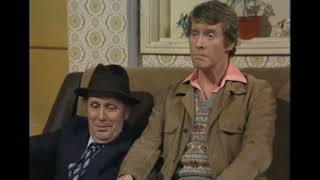 Frank Spencer  Trying not to laugh scene Some mothers do ave em Richard Wilson classic BBC comedy [upl. by Yennep]