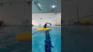 Freestyle swimming step by step 2 Moving the hands🏊🏻‍♀️swimming explore sports [upl. by Thatch]