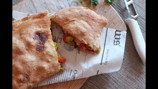 Pizza calzone aux légumes dhiver  بيتزا شتوية بالخضر جد لذيذة [upl. by Coppins]