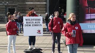 Tierschützer protestieren auf dem Rathausmarkt gegen Circus Krone [upl. by Ecnedurp]