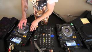 DJ TUTORIAL ON MIXING BREAKS BY ELLASKINS THE DJ TUTOR [upl. by Beesley]