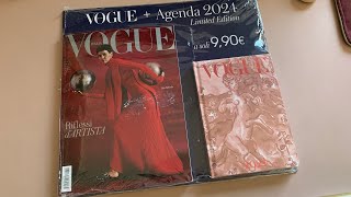 Vogue Dicembre con agenda 2024 in omaggio [upl. by Ches176]