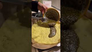 Manakeesh Zaatar مناقيش زعتر feinstes Olivenöl bei Albyarahde food enjoy foodie cooking recipe [upl. by Halyahs637]