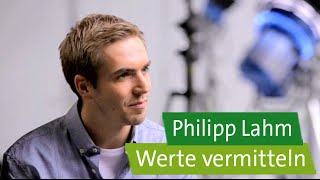 Philipp Lahm Welche Werte soll ich meinen Kindern vermitteln [upl. by Baptlsta]