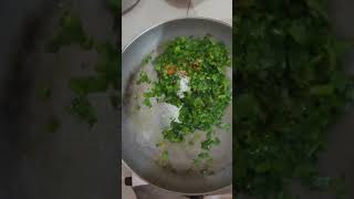 Instant winter recipe Sarson ki bhujiya in 1 minute festivecooking hindi easyrecipe food sabji [upl. by Aruol]