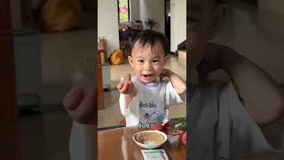 Teach you a way to eat lychees without getting angry Cute babys daily life Greedy baby Human [upl. by Puff]