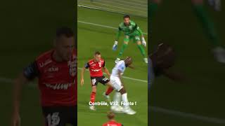 😈🔞 Moussa Doumbia dans ses œuvres face à Guingamp [upl. by Hermes973]