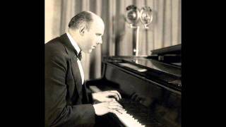 Walter Gieseking plays Debussy quotPoissons dorquot [upl. by Anihpled]