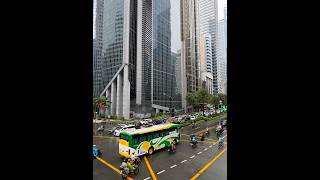 Is this New York version of the Philippines Makati City’s Ayala Avenue WOW [upl. by Shawnee396]