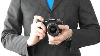 Olympus OMD EM5 Handson Preview by Digital Photography Review [upl. by Groos]