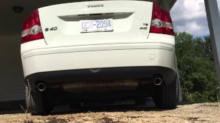 2005 Volvo S40 T5 Stock Exhaust [upl. by Googins]