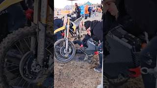 Stark Varg battery swap at the Gotland Grand National stark dirtbike enduro vc hardenduroworld [upl. by Odell]