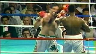 Larry Holmes vs Gerry Cooney High Quality [upl. by Eniamraj820]