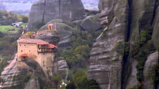 Los Monasterios de Meteora  Tesoros Arquitéctonicos  Grecia [upl. by Akimal72]