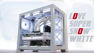 Top Tech Build – The Lian Li O11 Dynamic MINI │ White Gaming PC build [upl. by Llertnom]