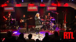 Isabelle Boulay  Souffrir par toi en live dans le Grand Studio RTL  RTL  RTL [upl. by Erbe763]